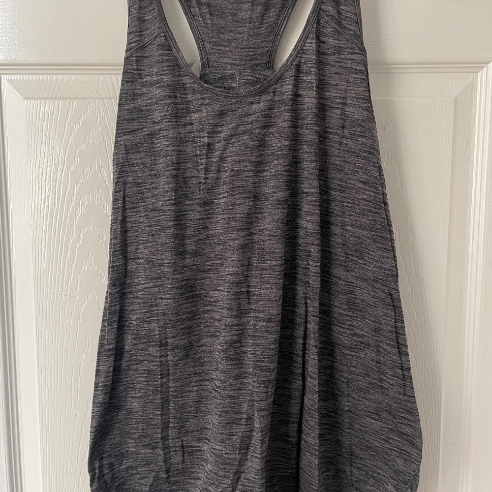 Lululemon Women's Essential Tank Top size 12